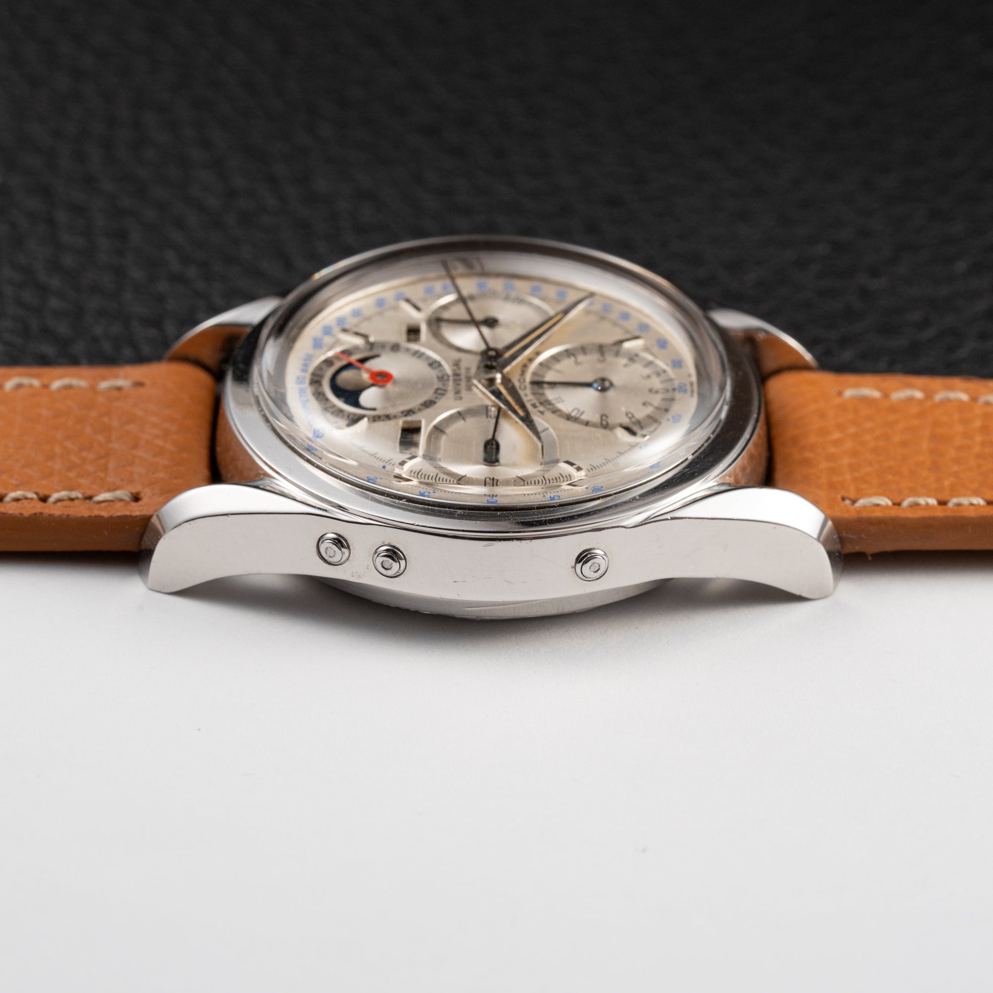 Universal Genève Tricompax Chronograph Ref. 222100