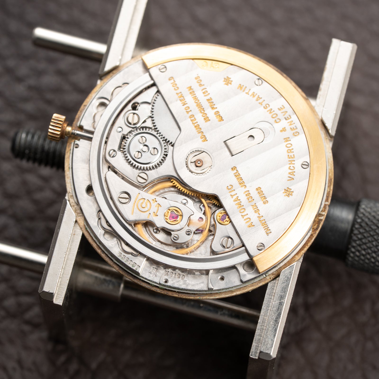 Vacheron Constantin Automatic Dress Watch 18K Yellow Gold Cal. 1120 Ref. 2020Q from 1970s
