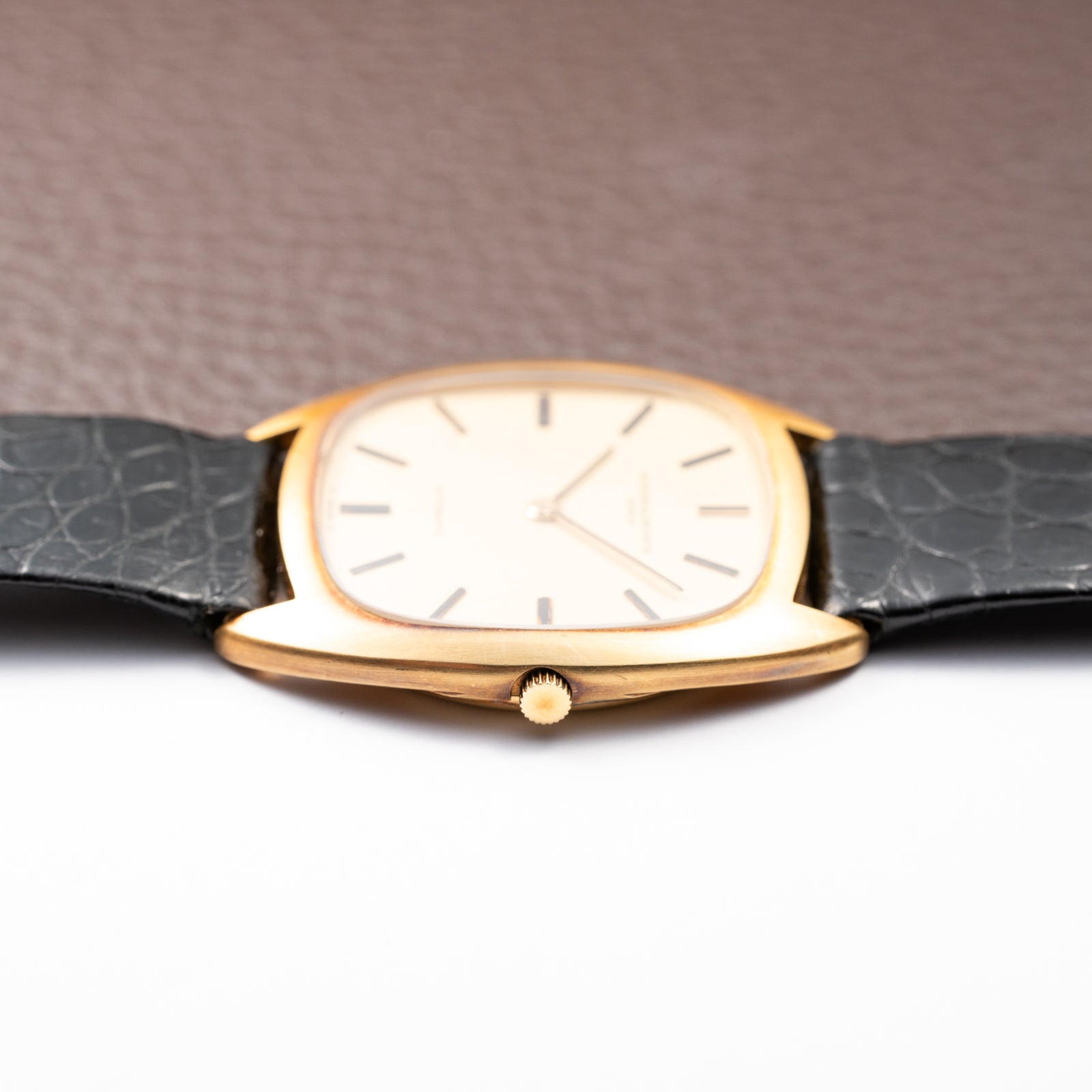 Vacheron Constantin Automatic Dress Watch 18K Yellow Gold Cal. 1120 Ref. 2020Q from 1970s