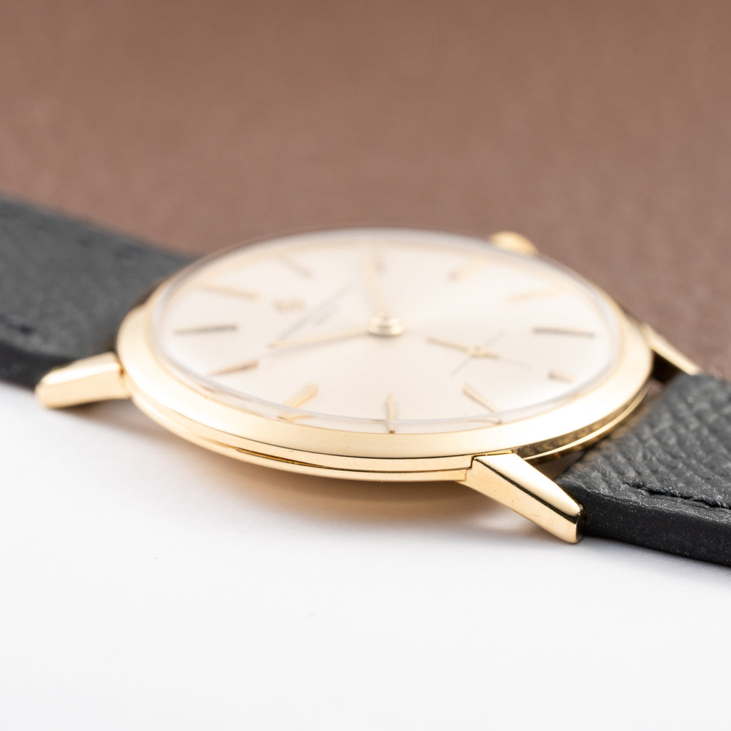 Vacheron Constantin Ultra-Thin Dress Watch 18K Yellow Gold Ref. 6273 from 1960s