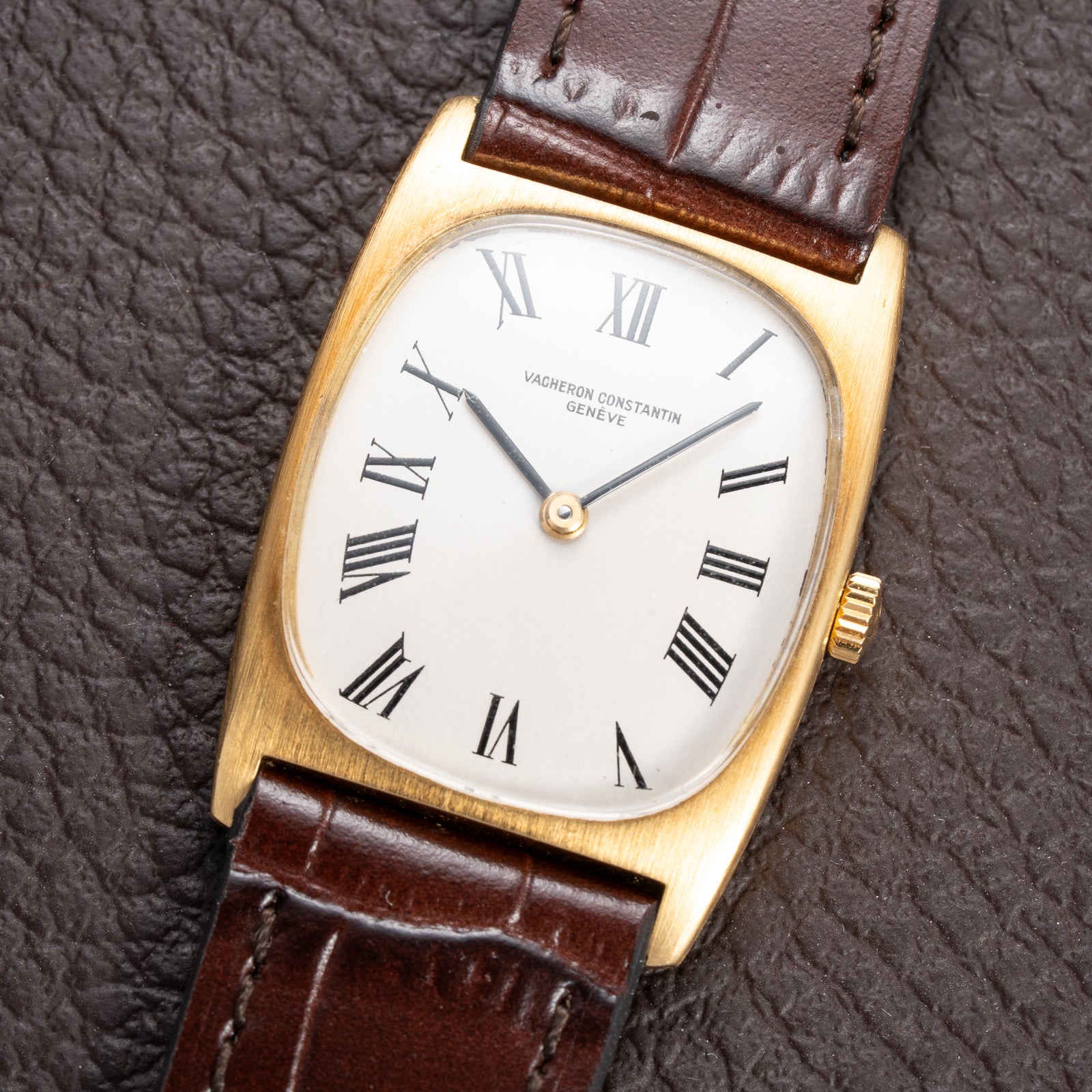 Vacheron Constantin Ellipse 18K Yellow Gold Ref. 7813 from 1970s