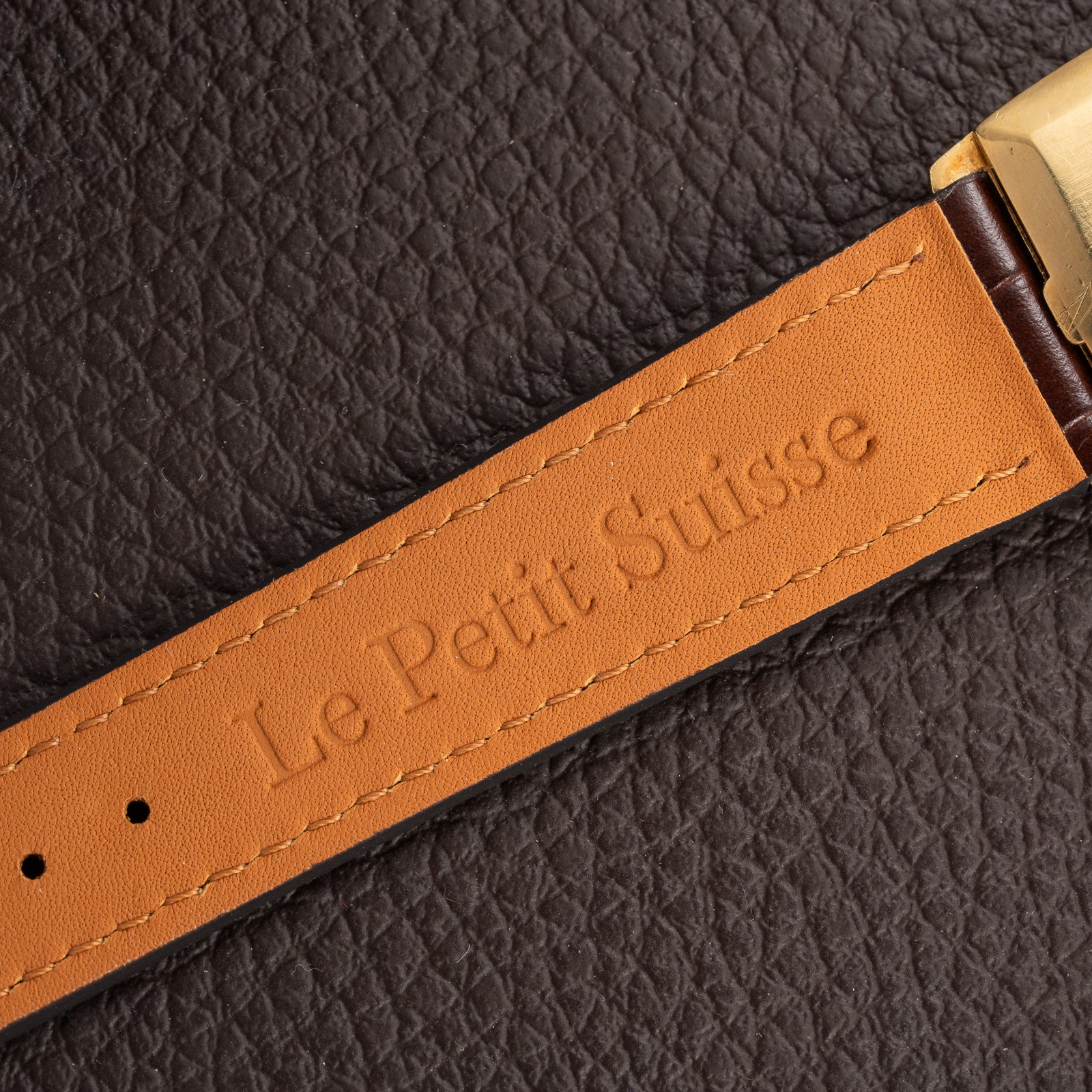 Vacheron Constantin Ellipse 18K Yellow Gold Ref. 7813 from 1970s