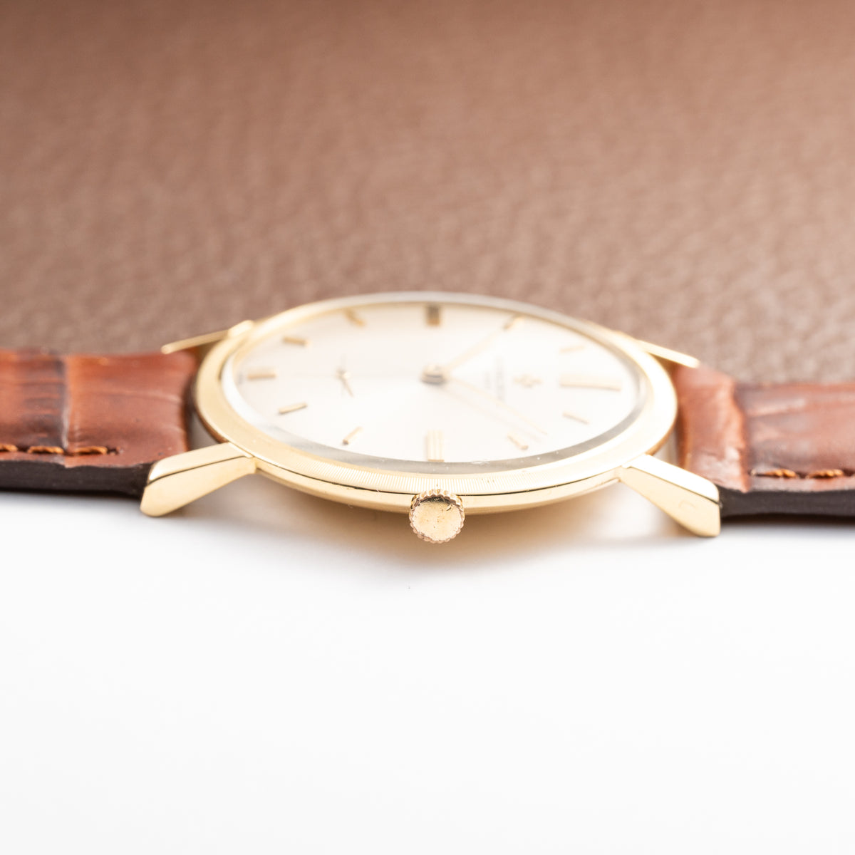 Vacheron Constantin Patrimony Dress Watch Ultra Thin Small Seconds 18K Yellow Gold Ref. 6405 from 1960s