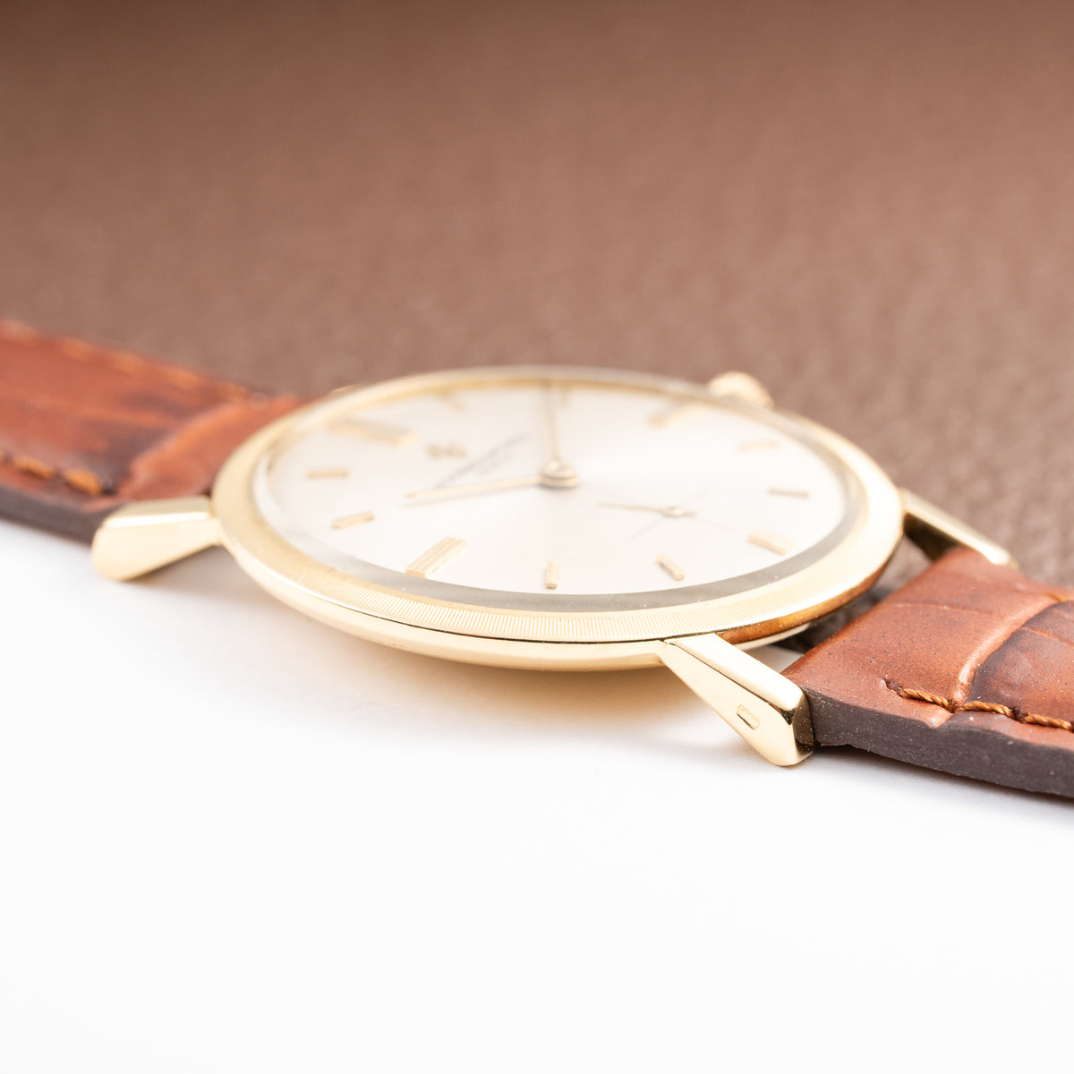 Vacheron Constantin Patrimony Dress Watch Ultra Thin Small Seconds 18K Yellow Gold Ref. 6405 from 1960s
