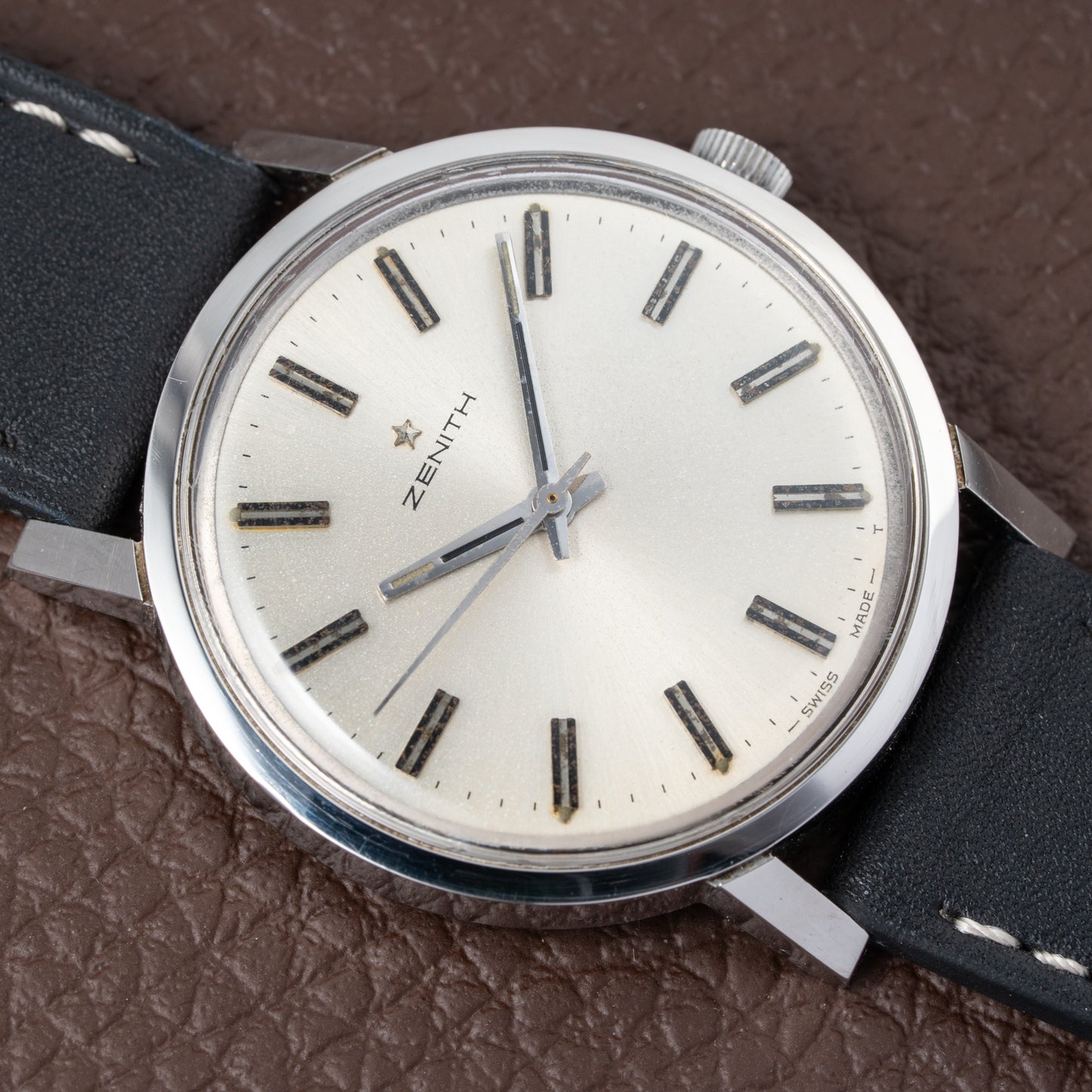 Zenith Dress Watch Stainless Steel Manual Wind Calibre 2542 Circa 1960s
