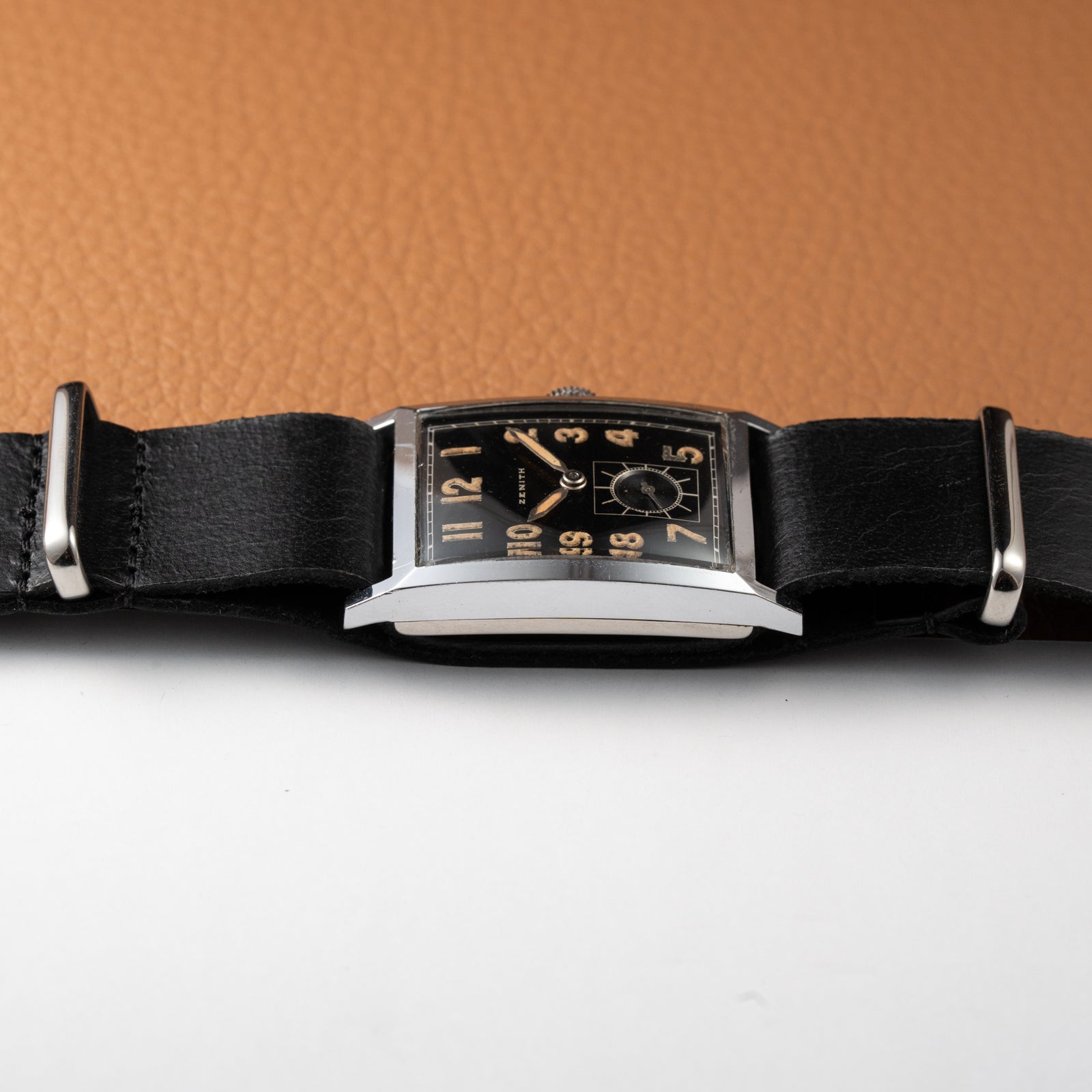 Zenith Oversized Tank with Black Gilt Radium Dial 1930/40s
